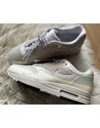 Jewel Nike Air 1